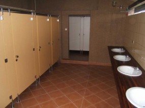  systemowe kabiny natryskowe i WC